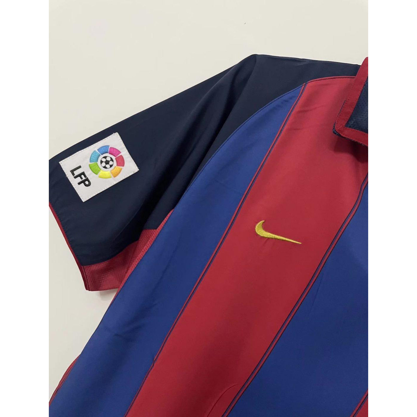 Retro 03/04 Barcelona Home Soccer Jersey
