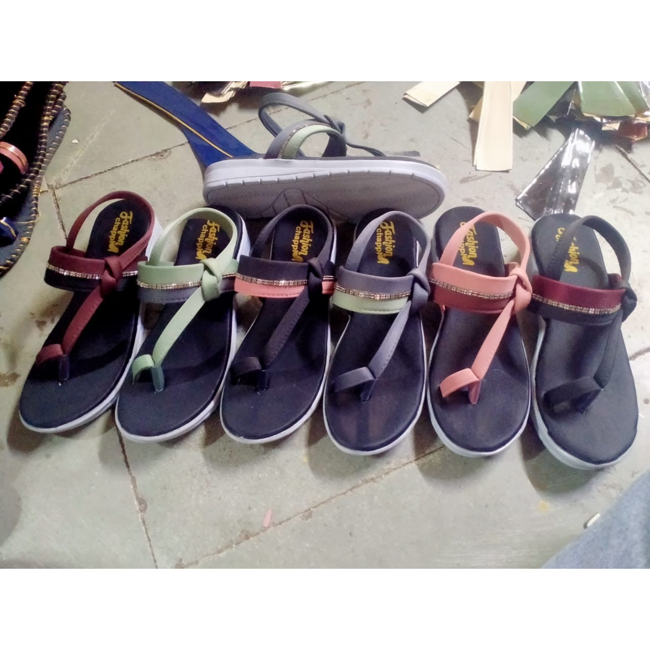 Paras na chappal